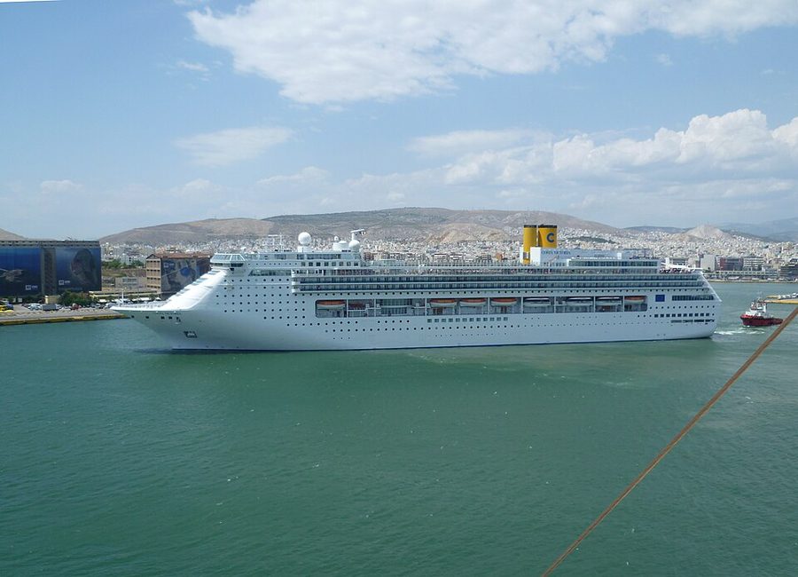COSTA VICTORIA