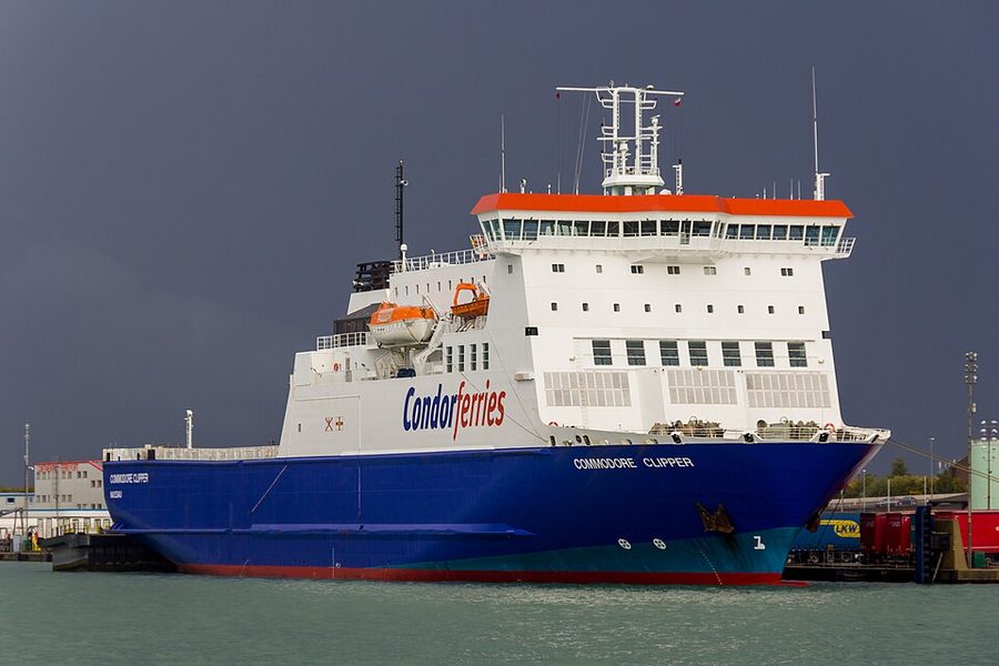 COMMODORE CLIPPER