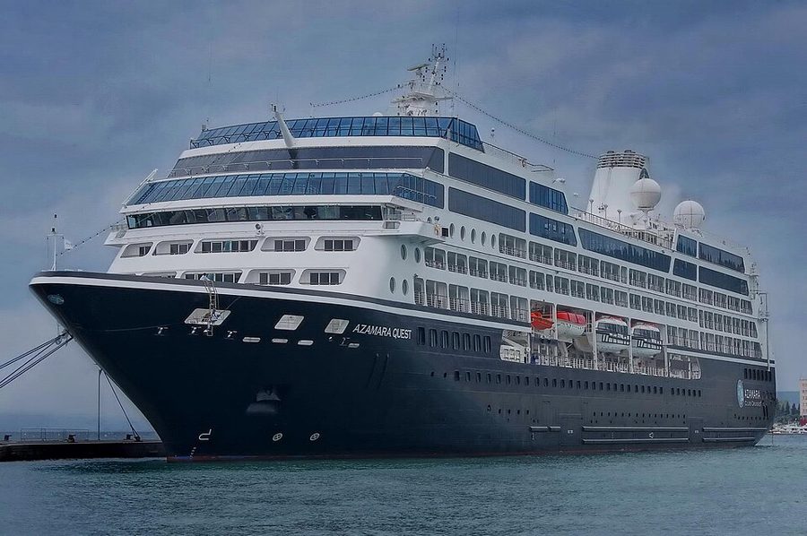 AZAMARA QUEST